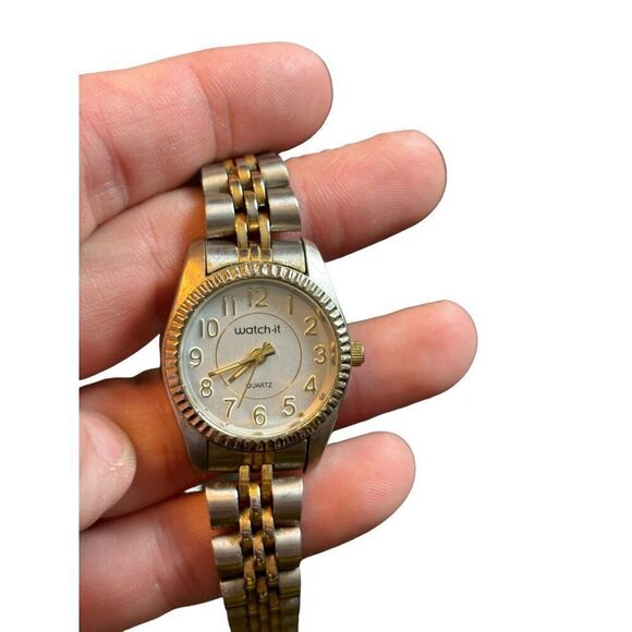 Watch-It Quartz Analog Watch With Two-Tone Stainless Steel Strap Case Diameter 1 - Picture 8 of 12